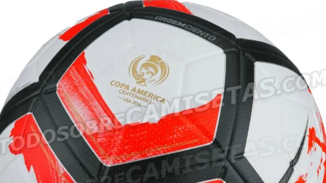 El foto del balón de la Copa América Centenario
