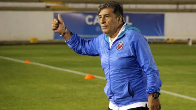 Carlos Reinoso durante un entrenamiento de Veracruz