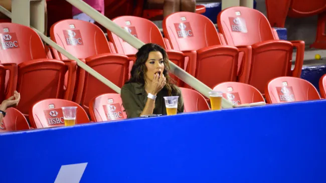 Longoria en las gradas del AMT