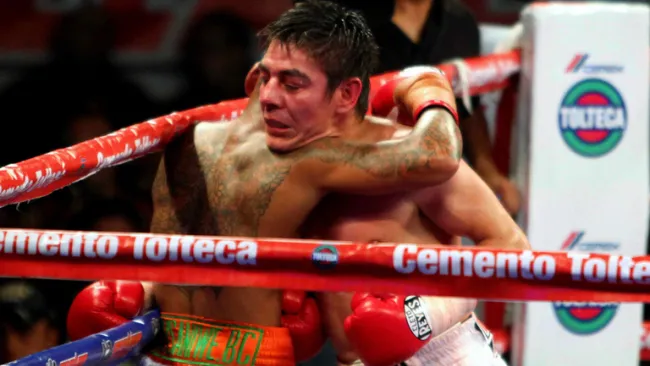 Travieso Arce durante uno de sus combates