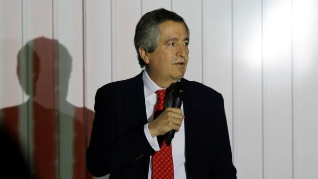 Jorge Vergara durante conferencia