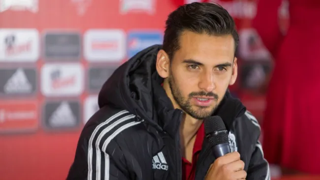 Dedos López durante del día de medios