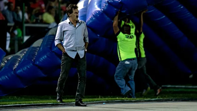 La Volpe, durante el encuentro frente a Xolos