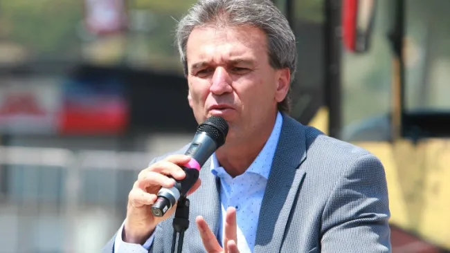 Néstor de la Torre, en conferencia de prensa