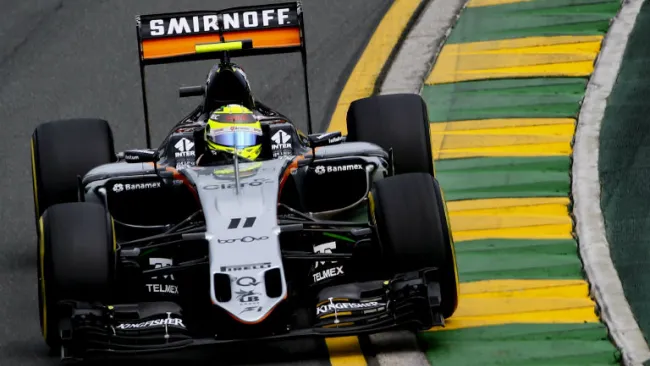 Checo Pérez durante el GP de Australia