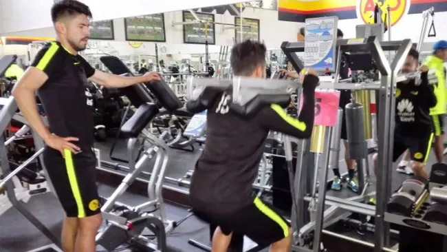 Oribe realiza trabajos en el gimnasio