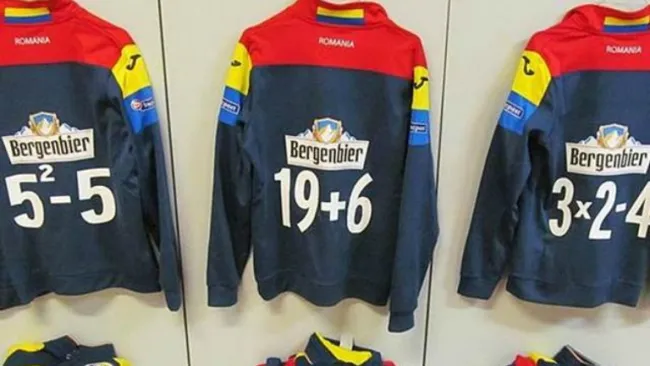 Sudaderas de entrenamiento de la selección rumana