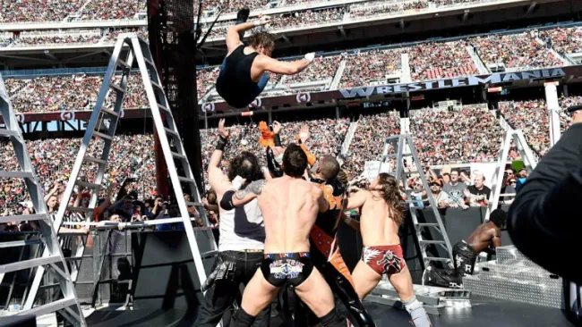 Dean Ambrose 'vuela' en Wrestlemania 31