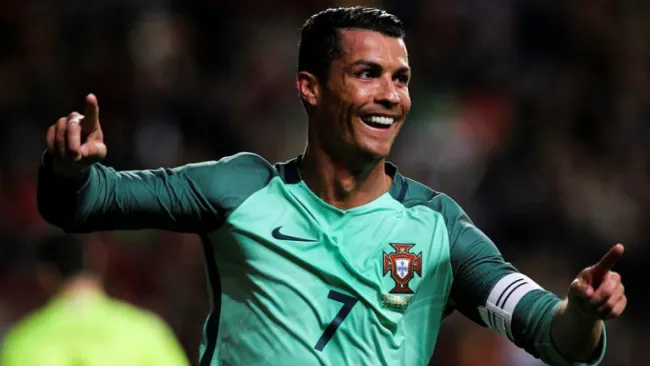 Cristiano festeja su gol contra Bélgica