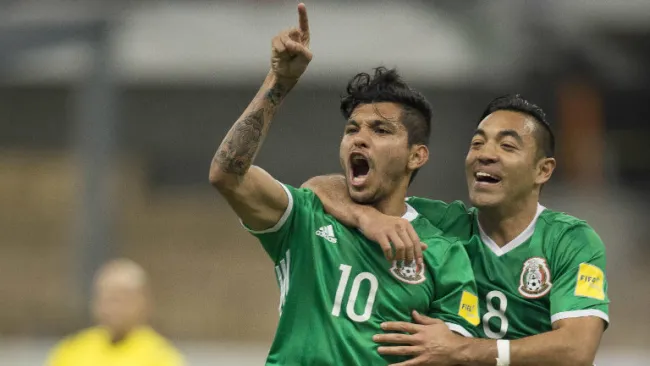 Jesús Corona celebra su golazo contra Canadá