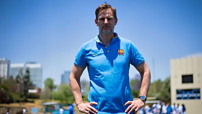 De Boer durante la clínica de jugadores del Barcelona en la Ciudad de México 
