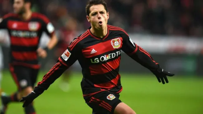 CH7 celebra un gol con el Leverkusen