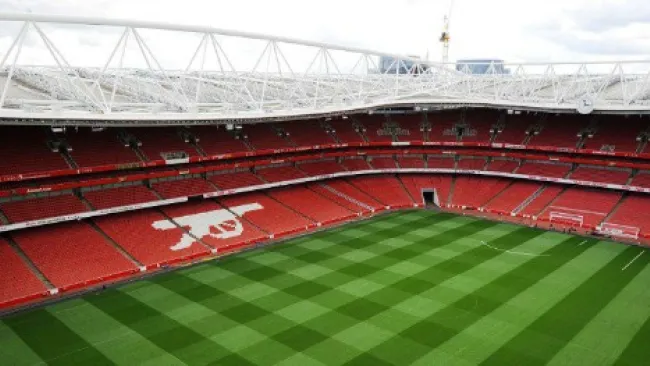 El campo de Emirates Stadium