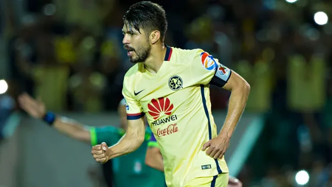 Peralta celebra tras marcar de penalti