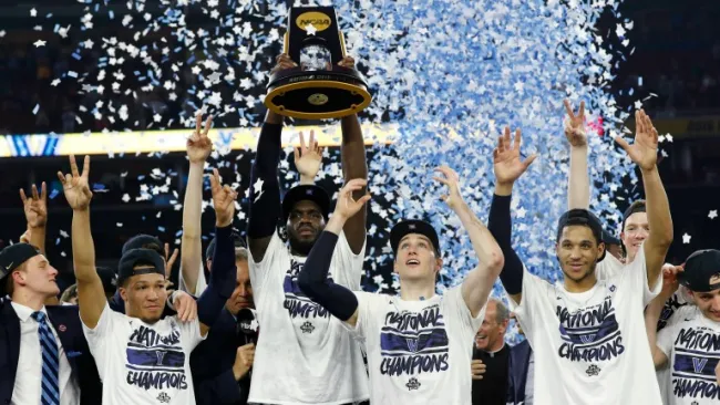 Villanova festeja con el trofeo