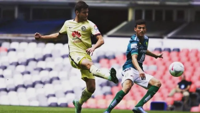 Alex Díaz, en un partido de la Sub 20 de América