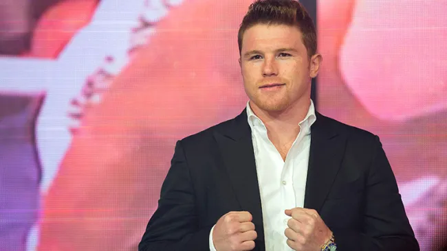 Saúl Álvarez, promocionando una de sus peleas