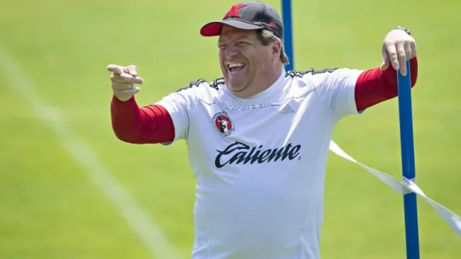 Herrera durante entrenamiento de Xolos de Tijuana