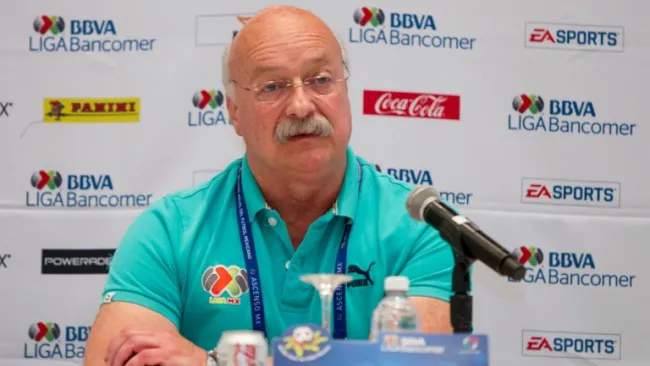 Enrique Bonilla en conferencia de prensa