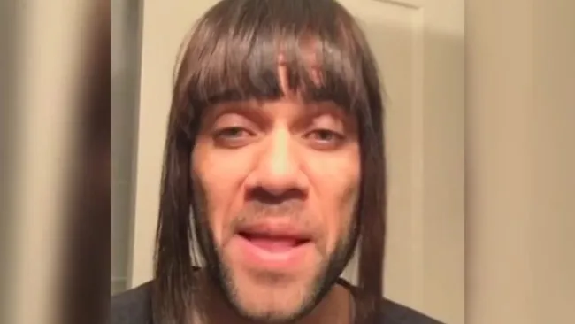 Captura del video de Dani Alves 