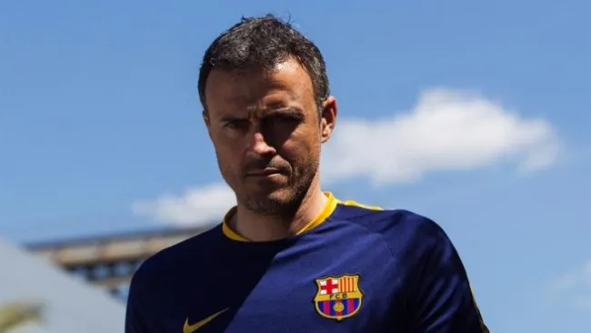 Luis Enrique, en camino a la conferencia de prensa