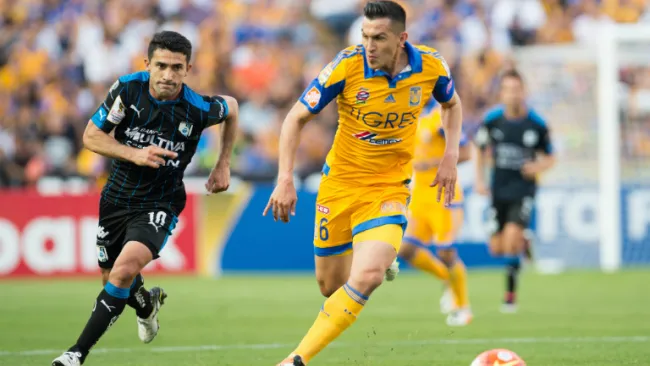 Jorge Torres Nilo protege la redonda en mano a mano con Sinha