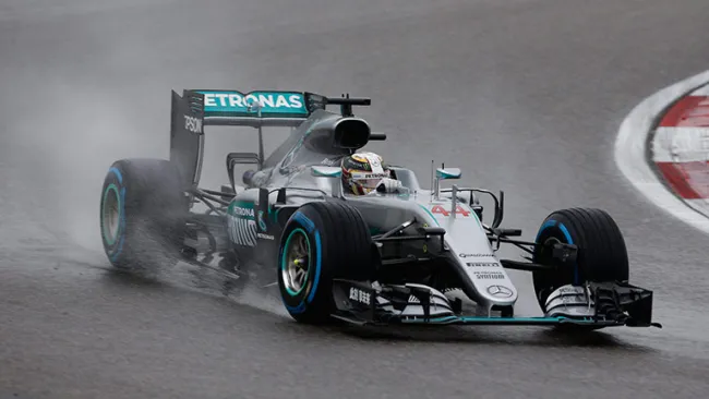 Hamilton, durante la tercera práctica libre del GP de China