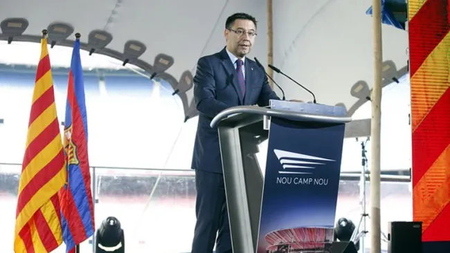 Bartomeu habla en la presentación del Nuevo Cam Nou