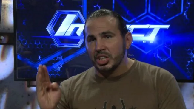 Matt Hardy durante una entrevista de TNA