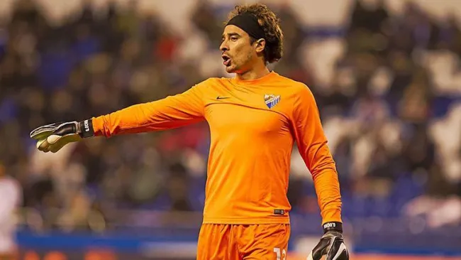 Memo Ochoa, durante un partido del Málaga
