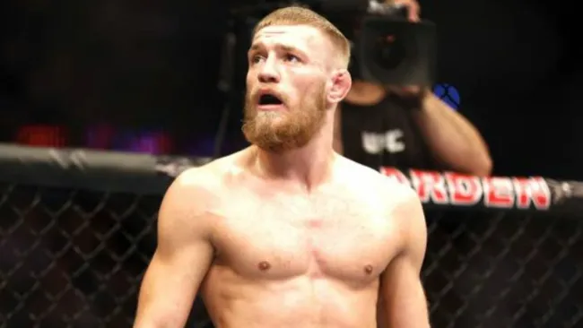 Conor McGregor en una pelea de UFC