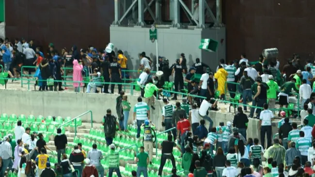 Fanáticos de Santos, en la pelea del TSM