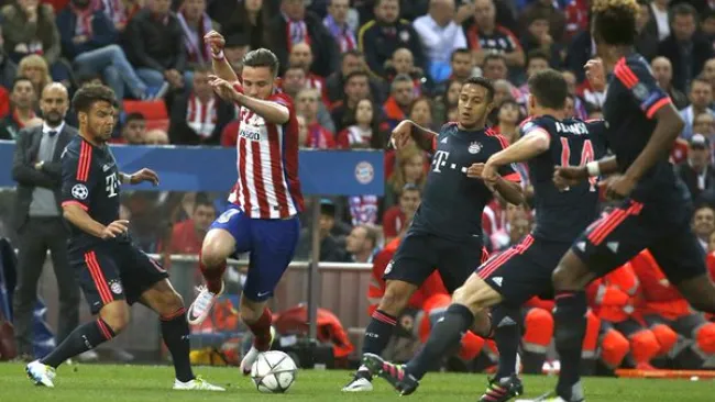 Ñíguez se quita a varios defensores antes de anotar