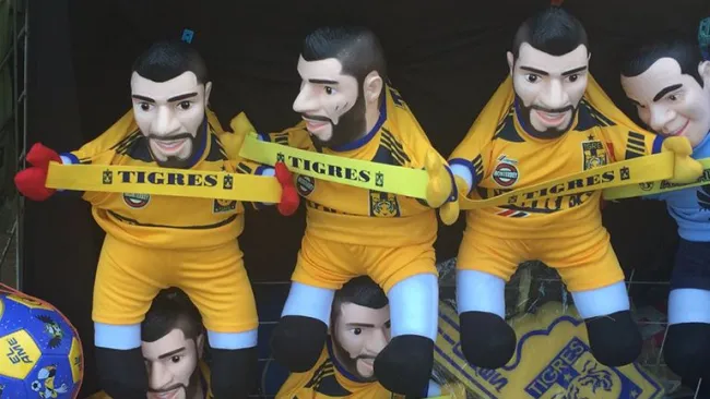 Los muñecos de Gignac que están a la venta 