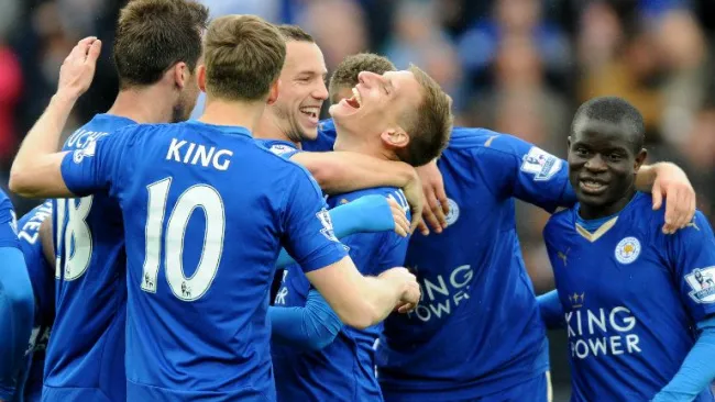 La comunión del Leicester como emblema del éxito