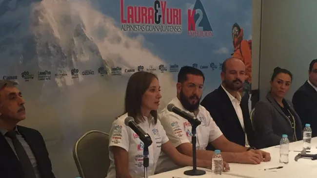 Laura y Yuri, en conferencia de prensa