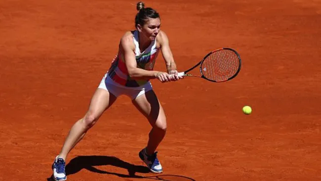 Simona, buscando la pelota contra Knapp