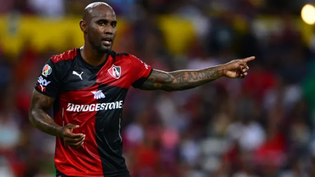 Felipe Baloy en un encuentro con Atlas