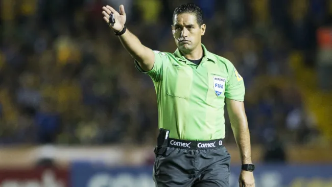 Roberto García Orozco, durante un juego