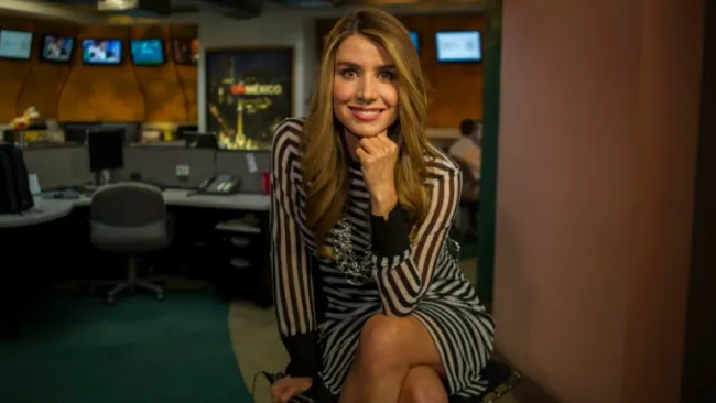 Elizabeth Pérez posando para la lente de RÉCORD