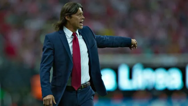 Matías Almeyda durante un partido de Chivas