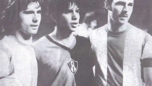 Pérez posa junto a Müller y Beckenbauer