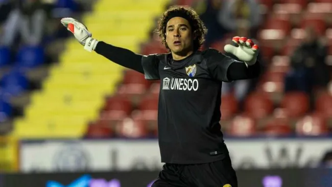 Memo Ochoa durante un partido del Málaga