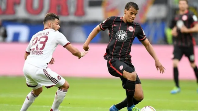 La disputa en el juego entre Eintracht Frankfurt y Nürnberg