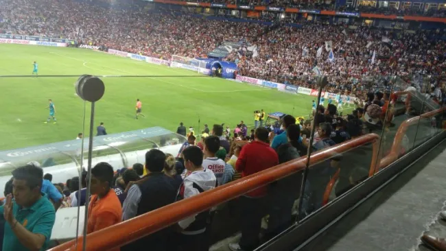 Panorámica del Estadio Hidalgo en la Vuelta de 'Semis'