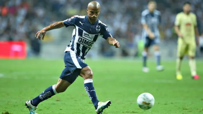 Sánchez reparte juego en partido de Rayados