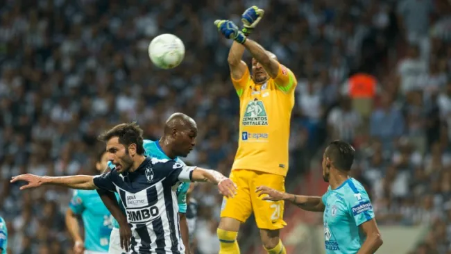 Conejo Pérez hace una atajada en la Vuelta