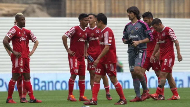 Los jugadores de Tijuana durante un partido
