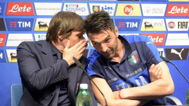 Conte y Buffon hablan en rueda de prensa