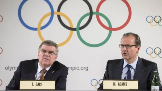 Directivos del COI en rueda de prensa